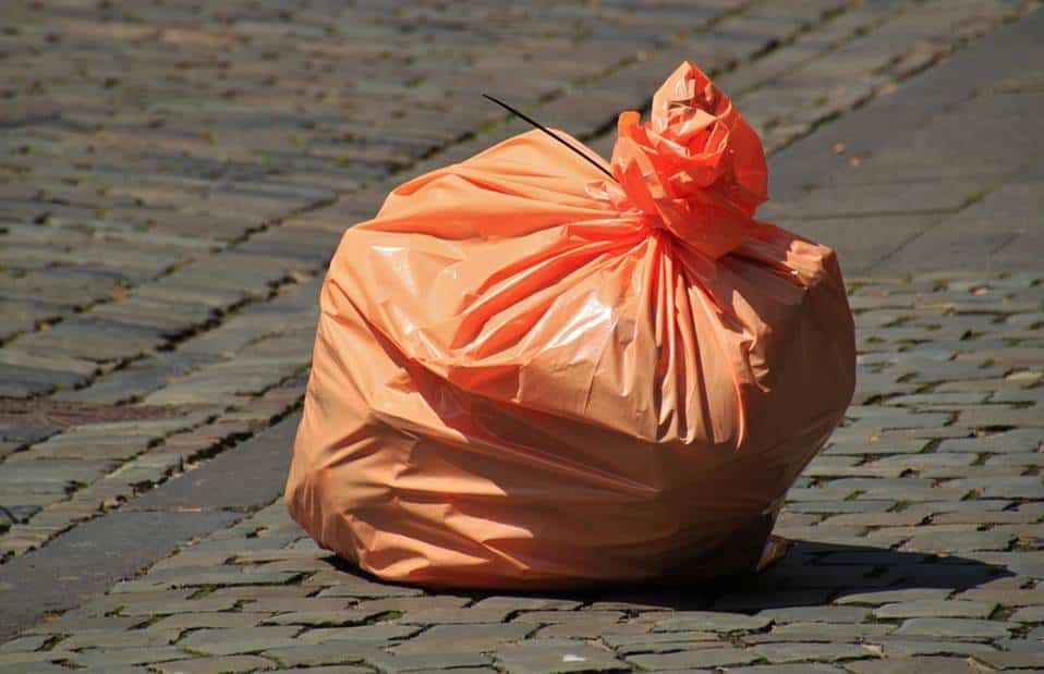 kantung tempat sampah plastik